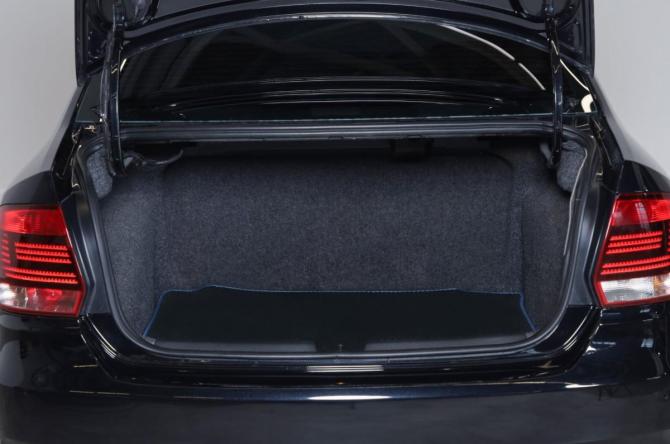 Volkswagen Polo V Рестайлинг с пробегом 2019 года, цена 1 149 000 рублей, 150000 км, седан, Автокод Объявления