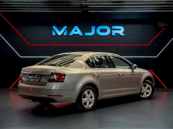 Skoda Octavia III (A7) Рестайлинг с пробегом 2020 года, цена 2 065 000 рублей, 61478 км, лифтбек, Автокод Объявления