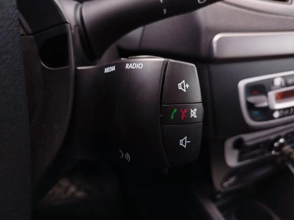 Renault Megane III Рестайлинг 2 с пробегом 2015 года, цена 775 000 рублей, 155107 км, хэтчбек, Автокод Объявления