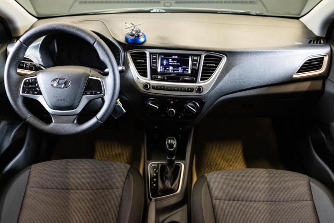 Hyundai Solaris II Рестайлинг с пробегом 2021 года, цена 1 200 000 рублей, 201706 км, седан, Автокод Объявления