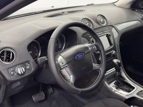 Ford Mondeo IV Рестайлинг с пробегом 2013 года, цена 847 500 рублей, 239085 км, седан, Автокод Объявления