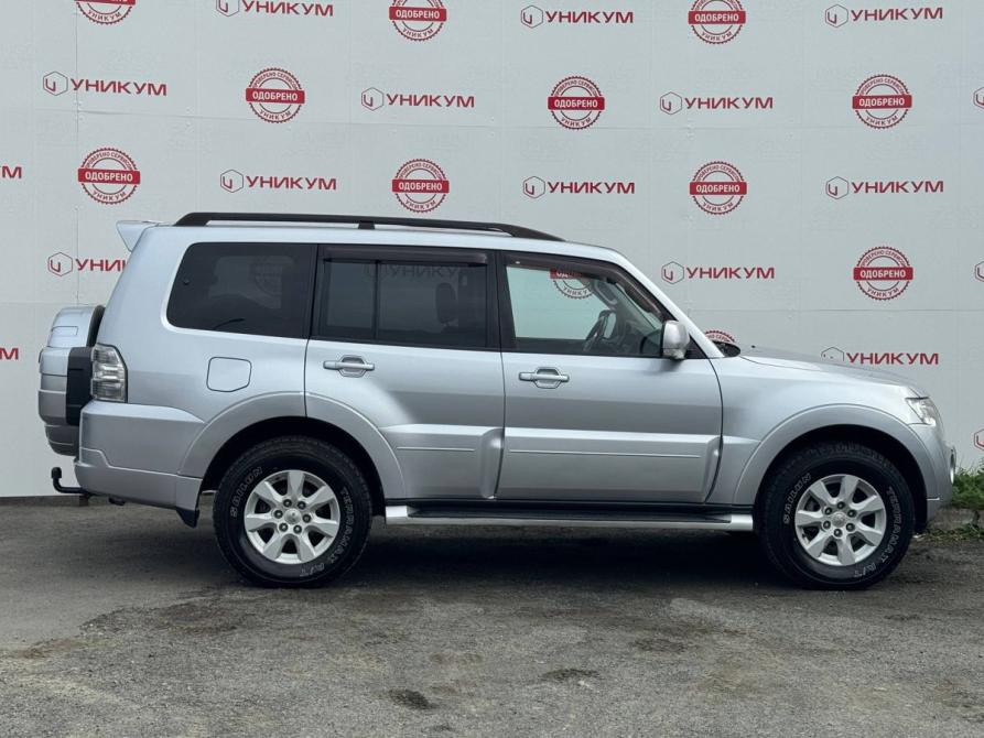 Mitsubishi Pajero IV Рестайлинг 1 Екатеринбург  - изображение 6