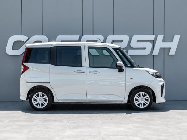 Toyota Roomy I Рестайлинг с пробегом 2020 года, цена 1 130 000 рублей, 92713 км, микровэн, Автокод Объявления