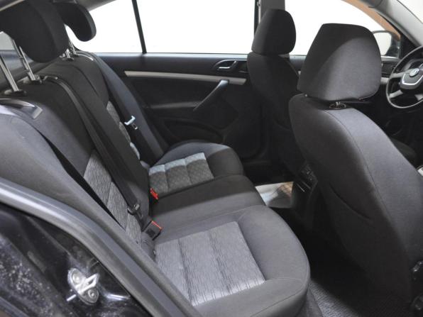 Skoda Octavia II (A5) Рестайлинг с пробегом 2011 года, цена 695 500 рублей, 252806 км, универсал, Автокод Объявления