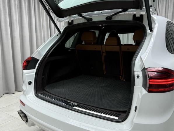 Porsche Cayenne II Рестайлинг (958) с пробегом 2014 года, цена 3 199 000 рублей, 175456 км, внедорожник, Автокод Объявления