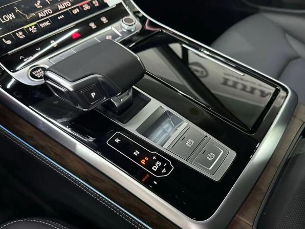 Новый Audi Q7 II (4M) Рестайлинг 2 2025 года, цена 9 999 000 рублей, внедорожник, Автокод Объявления