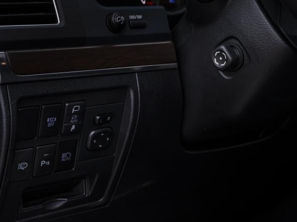 Toyota Land Cruiser 200 Series Рестайлинг 2 с пробегом 2019 года, цена 8 387 000 рублей, 31050 км, внедорожник, Автокод Объявления