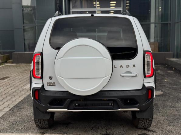 Lada (ВАЗ) Niva Travel I с пробегом 2023 года, цена 1 060 000 рублей, 23000 км, внедорожник, Автокод Объявления