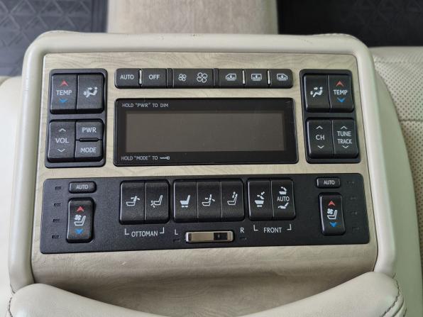 Lexus LS IV Рестайлинг 2 с пробегом 2013 года, цена 2 950 000 рублей, 182488 км, седан, Автокод Объявления