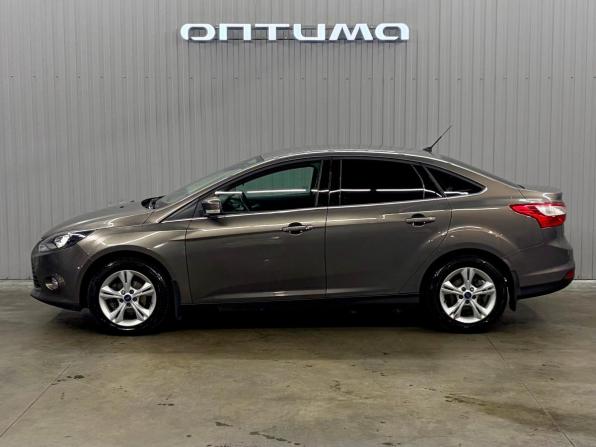 Ford Focus III с пробегом 2013 года, цена 897 000 рублей, 146335 км, седан, Автокод Объявления