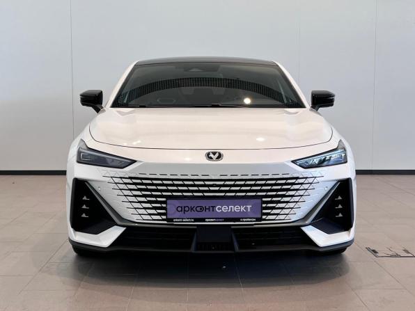 Changan UNI-V I с пробегом 2023 года, цена 2 050 000 рублей, 66164 км, лифтбек, Автокод Объявления