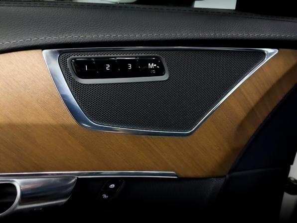Volvo XC90 II Рестайлинг 1 с пробегом 2021 года, цена 4 995 000 рублей, 96968 км, внедорожник, Автокод Объявления