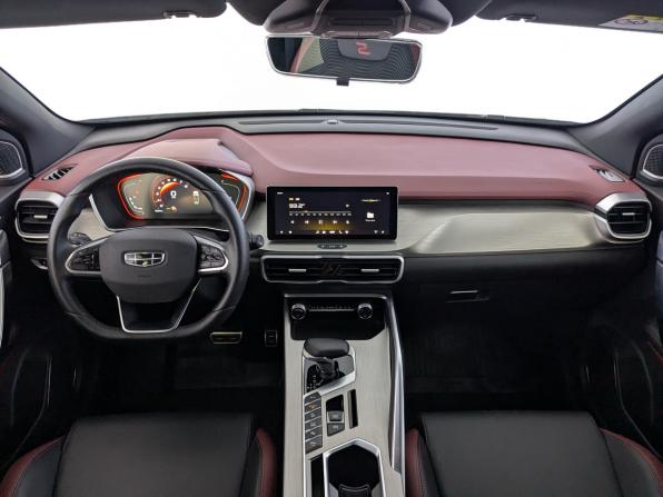 Geely Coolray I с пробегом 2024 года, цена 2 180 000 рублей, 5563 км, внедорожник, Автокод Объявления