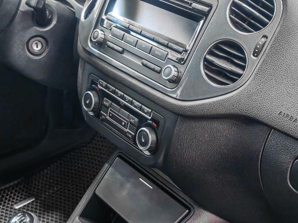 Volkswagen Tiguan I Рестайлинг с пробегом 2013 года, цена 1 299 900 рублей, 179000 км, внедорожник, Автокод Объявления