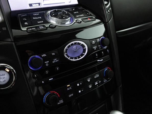 Infiniti QX70 с пробегом 2013 года, цена 1 799 585 рублей, 154000 км, внедорожник, Автокод Объявления