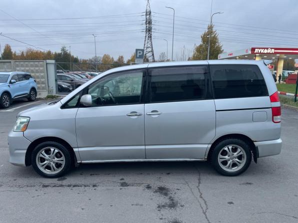 Toyota Noah I (R60) с пробегом 2005 года, цена 649 000 рублей, 335062 км, минивэн, Автокод Объявления