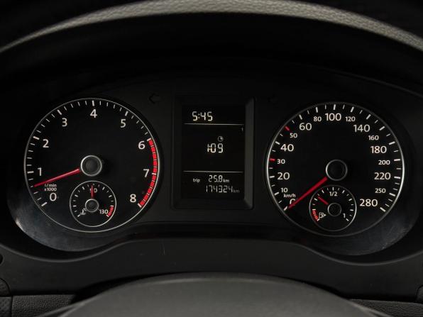 Volkswagen Jetta VI с пробегом 2014 года, цена 899 000 рублей, 174322 км, седан, Автокод Объявления