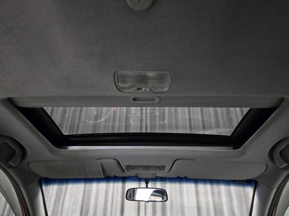 Honda Stream I с пробегом 2002 года, цена 650 000 рублей, 263000 км, минивэн, Автокод Объявления