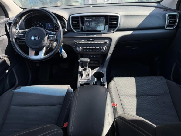 Kia Sportage IV Рестайлинг с пробегом 2019 года, цена 1 890 000 рублей, 251182 км, внедорожник, Автокод Объявления