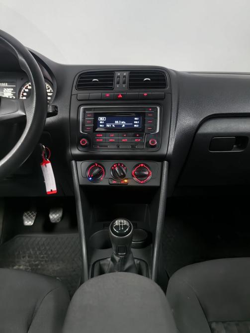 Volkswagen Polo V Рестайлинг Москва  - изображение 12