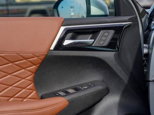 Новый Mitsubishi Outlander IV Рестайлинг 2026 года, цена 7 090 000 рублей, внедорожник, Автокод Объявления