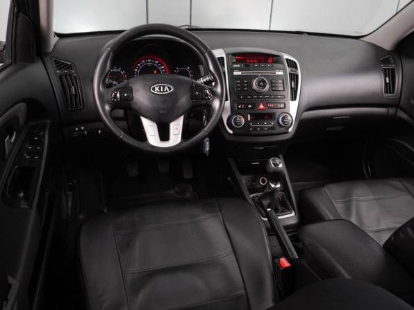 Kia Ceed I Рестайлинг с пробегом 2010 года, цена 749 000 рублей, 191922 км, хэтчбек, Автокод Объявления
