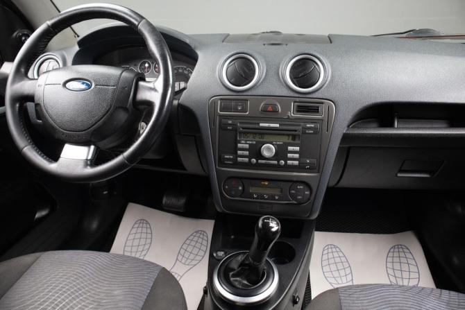 Ford Fusion I Рестайлинг с пробегом 2008 года, цена 559 000 рублей, 219050 км, хэтчбек, Автокод Объявления