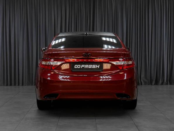 Hyundai Grandeur V с пробегом 2012 года, цена 1 029 000 рублей, 183356 км, седан, Автокод Объявления