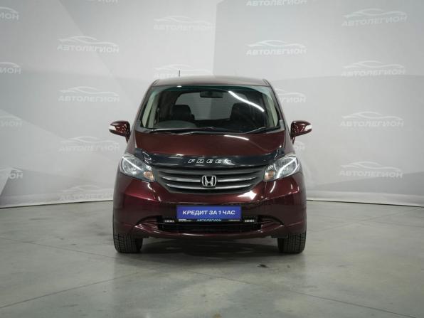 Honda Freed I с пробегом 2010 года, цена 920 000 рублей, 231950 км, компактвэн, Автокод Объявления