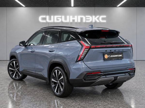 Geely Atlas II с пробегом 2023 года, цена 2 629 000 рублей, 43000 км, внедорожник, Автокод Объявления