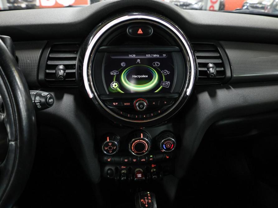 Mini Hatch III (F55/F56) Москва  - изображение 16