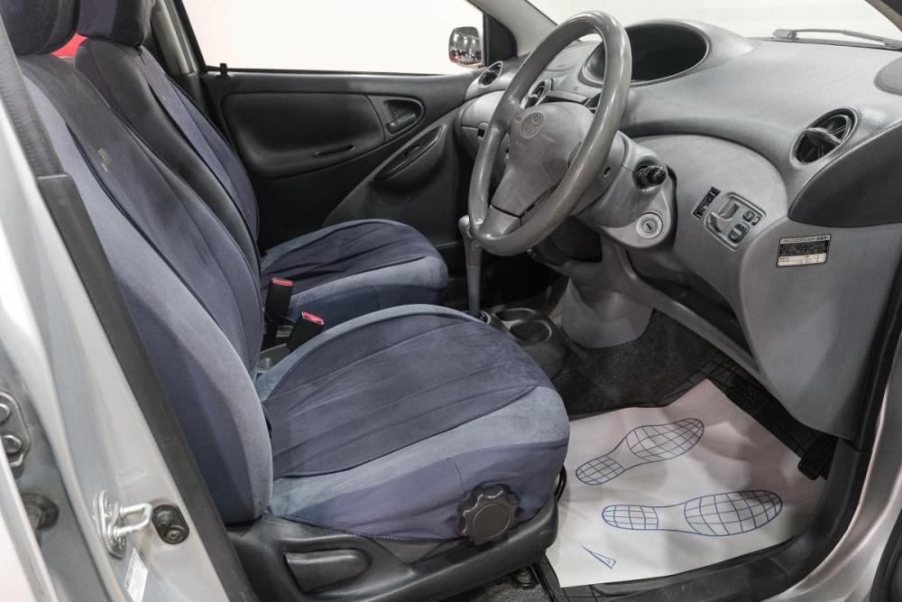 Toyota Vitz I (P10) Новокузнецк  - изображение 10