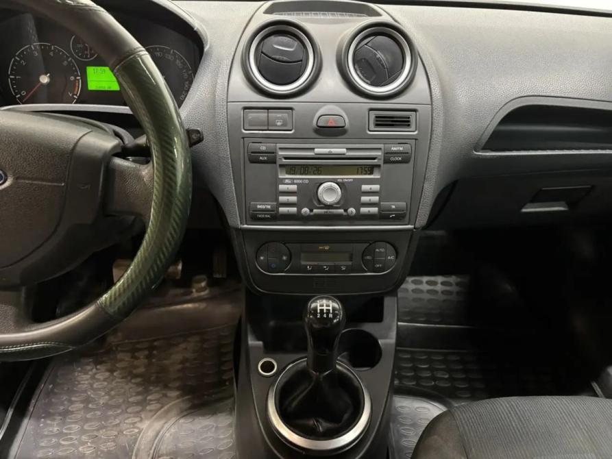 Ford Fiesta Mk5 Саратов  - изображение 9