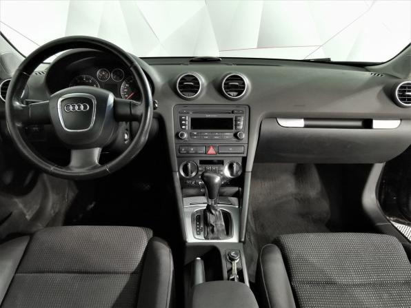 Audi A3 II (8P) Рестайлинг 1 с пробегом 2008 года, цена 425 550 рублей, 220594 км, хэтчбек, Автокод Объявления