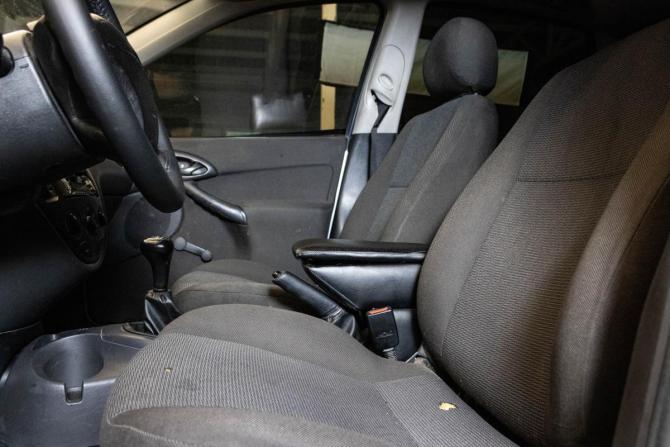 Ford Focus I Рестайлинг с пробегом 2003 года, цена 249 000 рублей, 292664 км, седан, Автокод Объявления