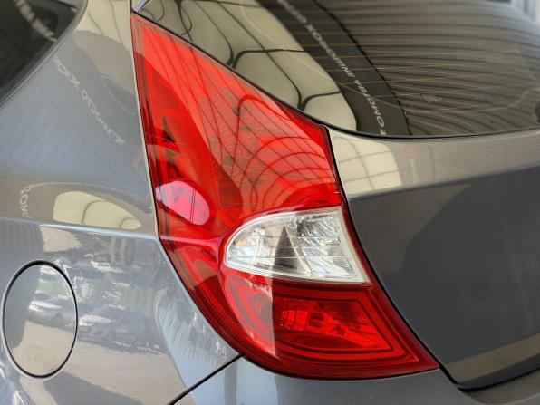 Hyundai Solaris I с пробегом 2014 года, цена 957 000 рублей, 114220 км, хэтчбек, Автокод Объявления