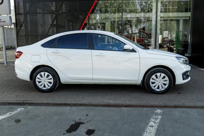 Lada (ВАЗ) Vesta I Рестайлинг (NG) с пробегом 2023 года, цена 1 154 000 рублей, 25112 км, седан, Автокод Объявления