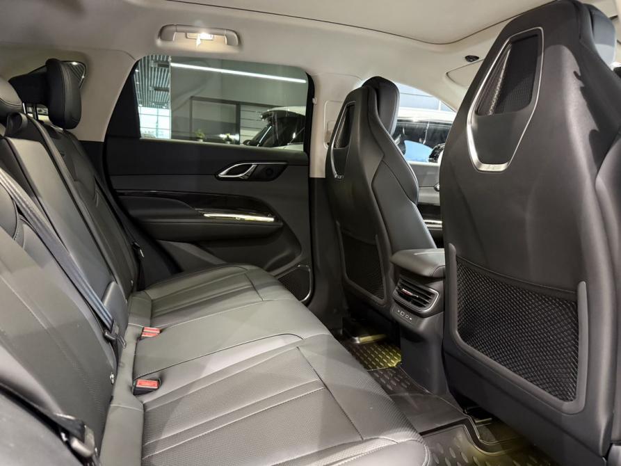 Hongqi HS3 Москва  - изображение 11
