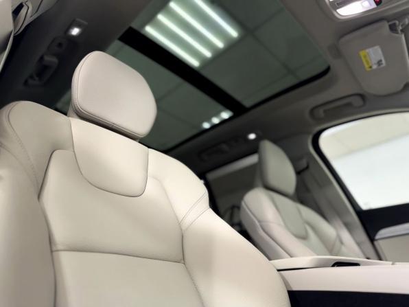 Volvo XC90 II Рестайлинг 1 с пробегом 2024 года, цена 5 990 000 рублей, 27871 км, внедорожник, Автокод Объявления