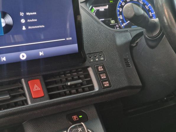Toyota Voxy III (R80) с пробегом 2014 года, цена 1 650 000 рублей, 237381 км, минивэн, Автокод Объявления