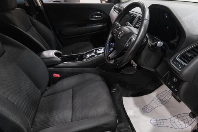 Honda Vezel I с пробегом 2014 года, цена 1 399 000 рублей, 165700 км, внедорожник, Автокод Объявления