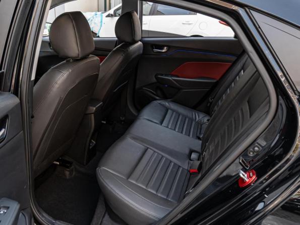 Hyundai Solaris II Рестайлинг с пробегом 2021 года, цена 1 790 000 рублей, 85113 км, седан, Автокод Объявления