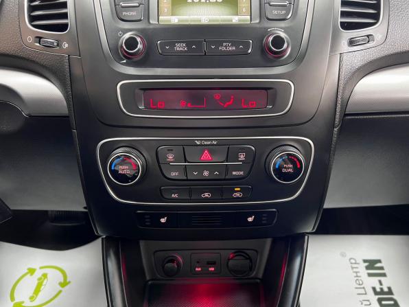 Kia Sorento II Рестайлинг с пробегом 2012 года, цена 1 945 000 рублей, 146148 км, внедорожник, Автокод Объявления