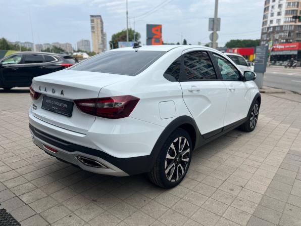 Lada (ВАЗ) Vesta I Рестайлинг (NG) с пробегом 2024 года, цена 1 350 000 рублей, 47246 км, седан, Автокод Объявления