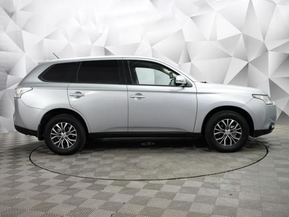 Mitsubishi Outlander III с пробегом 2012 года, цена 1 360 000 рублей, 207000 км, внедорожник, Автокод Объявления
