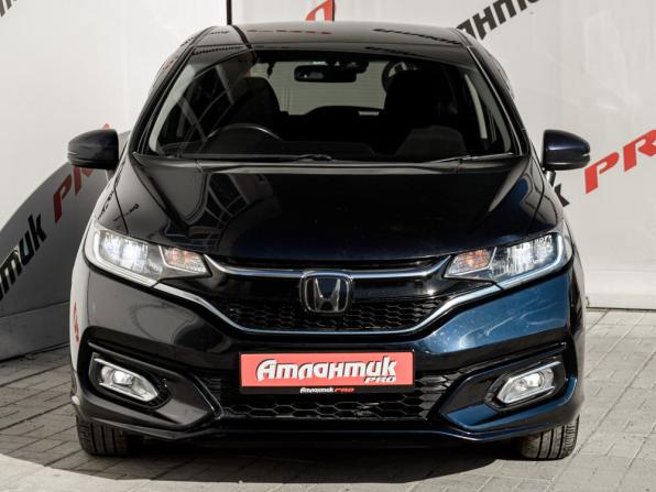 Honda Fit III Рестайлинг с пробегом 2018 года, цена 1 220 000 рублей, 132528 км, хэтчбек, Автокод Объявления
