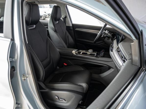 JAC JS6 с пробегом 2024 года, цена 2 220 000 рублей, 4177 км, внедорожник, Автокод Объявления