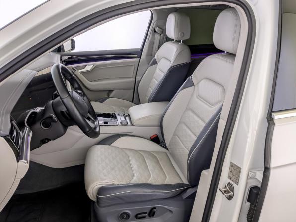 Volkswagen Touareg III с пробегом 2018 года, цена 4 060 000 рублей, 156408 км, внедорожник, Автокод Объявления
