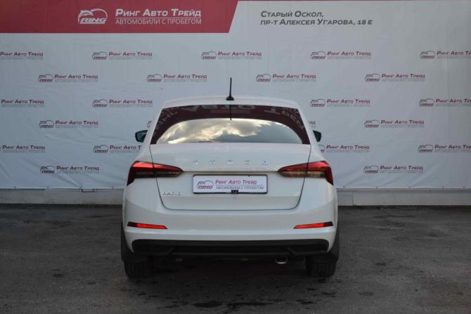 Skoda Rapid II с пробегом 2020 года, цена 1 350 000 рублей, 98860 км, лифтбек, Автокод Объявления