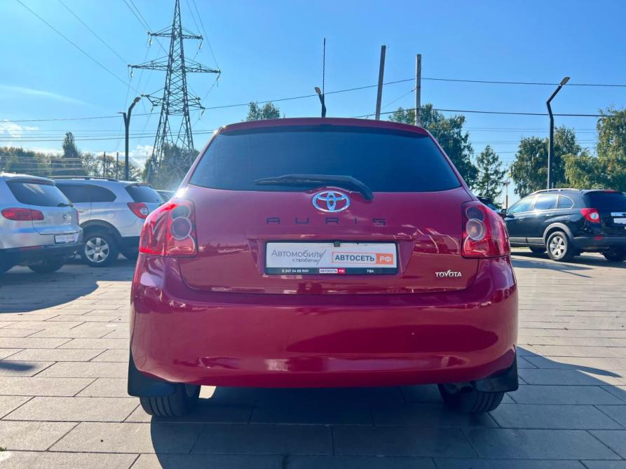 Toyota Auris I Стерлитамак  - изображение 6